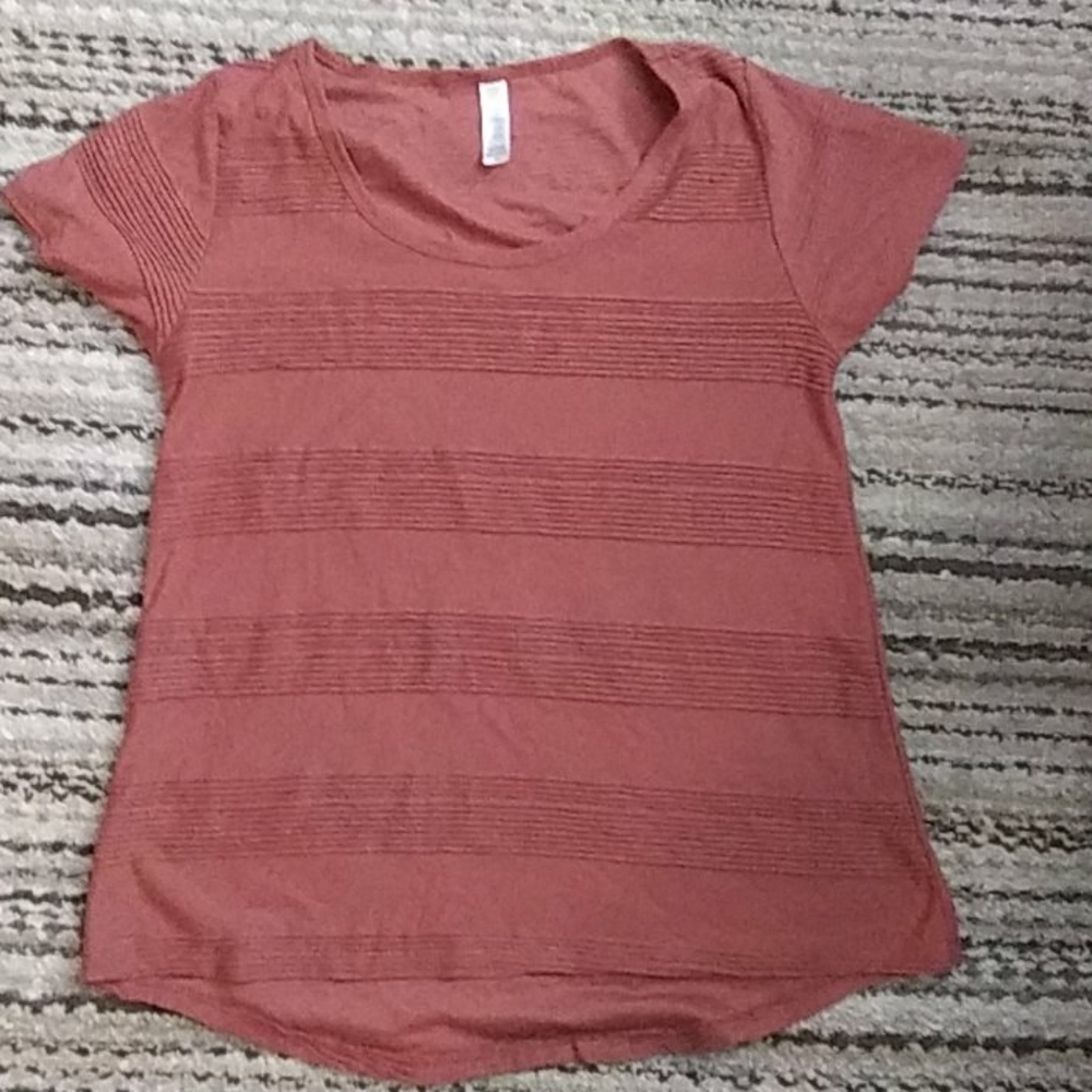 Lula roe shirt